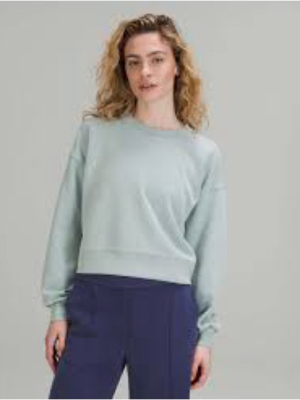 lululemon athletica Light Sage Crewneck Pullover 950